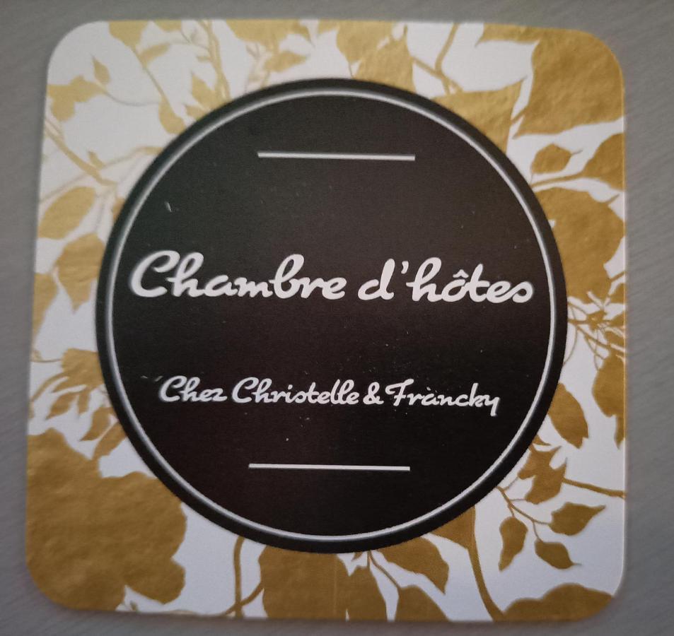 Les Bichettes Acomodação com café da manhã Mortagne-sur-Sevre Exterior foto
